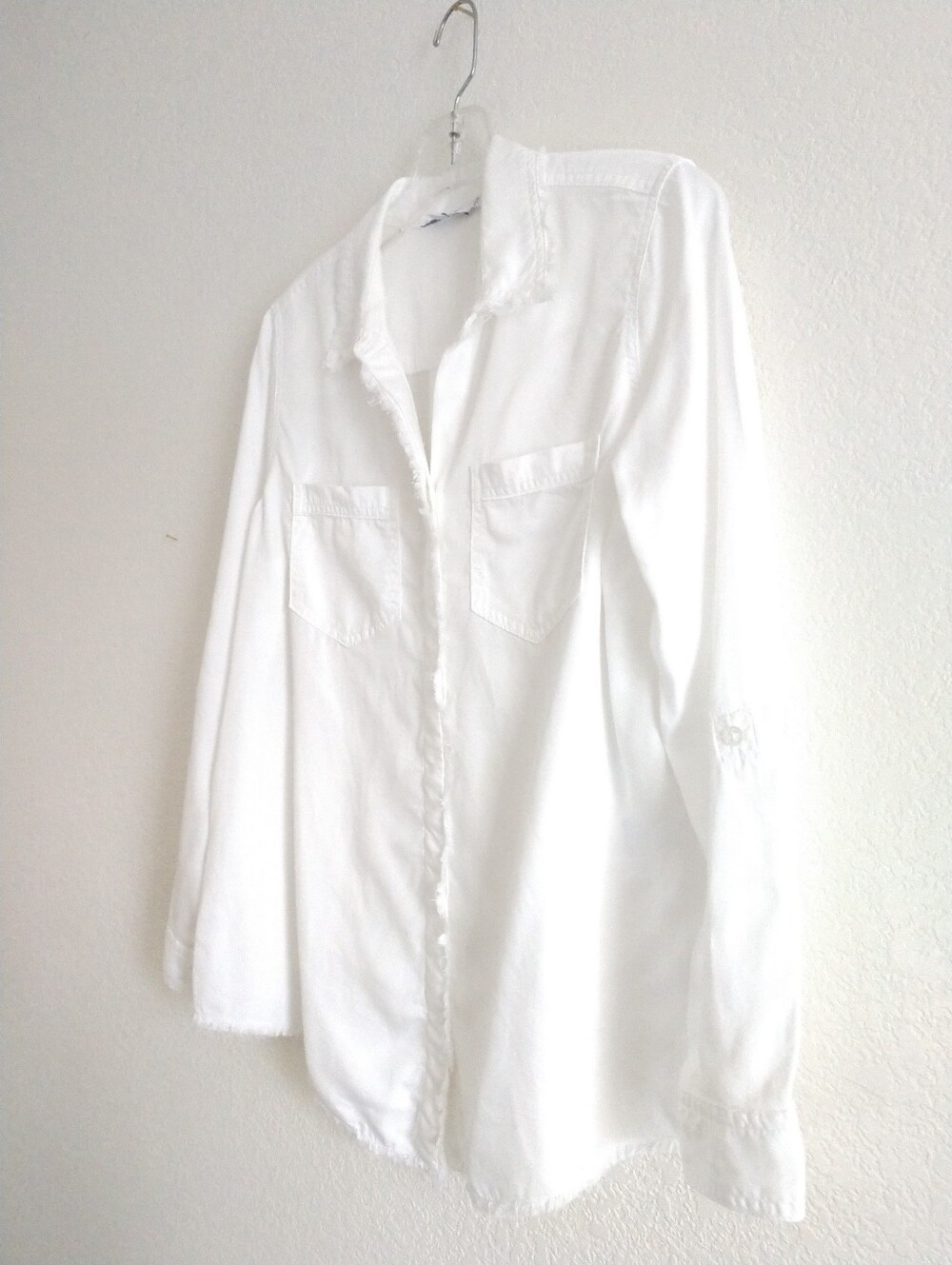 Chico's White Long Sleeve Shirt Raw Fringe Edges Long Sleeve Size 6